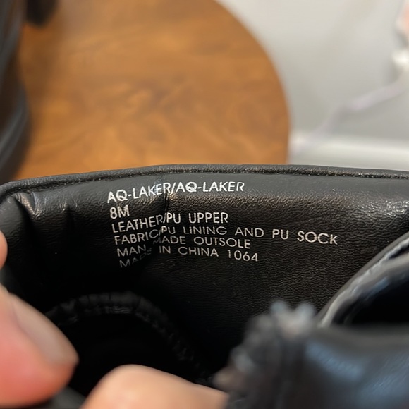 Women’s Heeled Boot - Picture 6 of 6